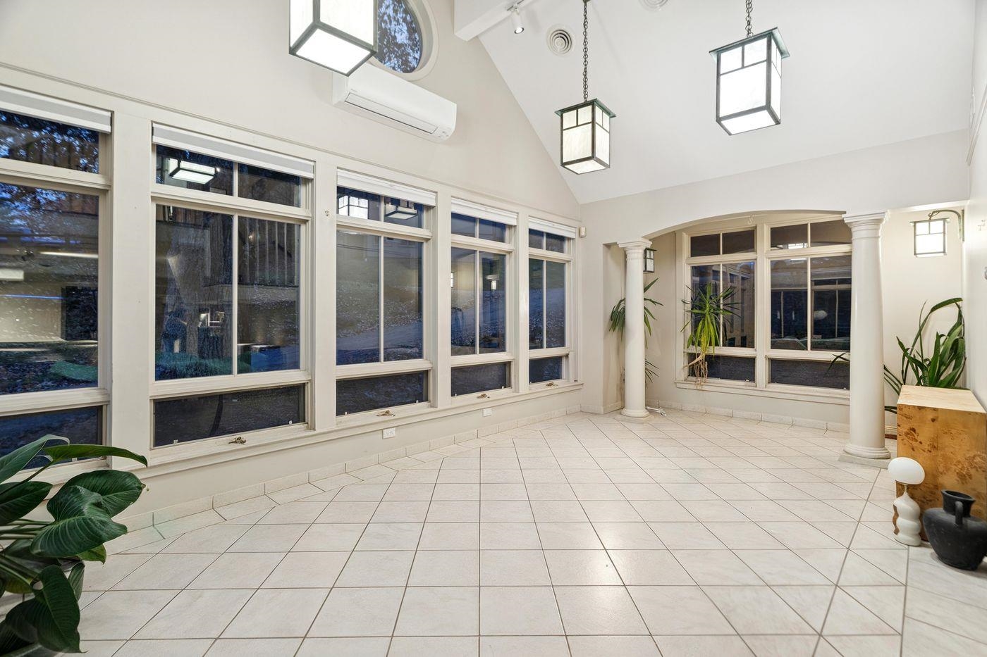 299 Mountain Road Stowe, VT 05672 - Photo 15 of 23