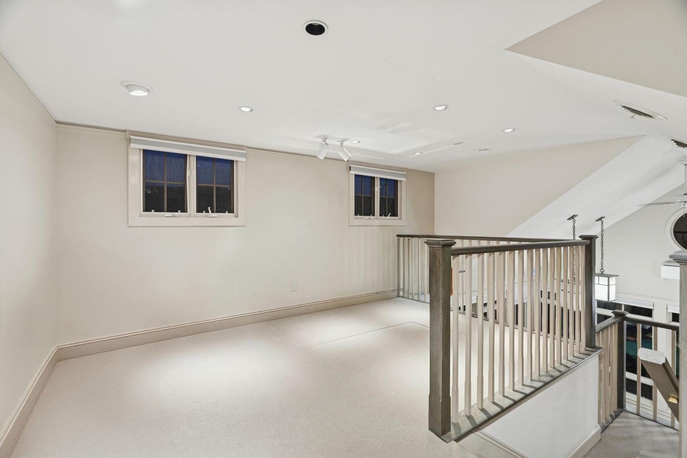 299 Mountain Road Stowe, VT 05672 - Photo 18 of 23