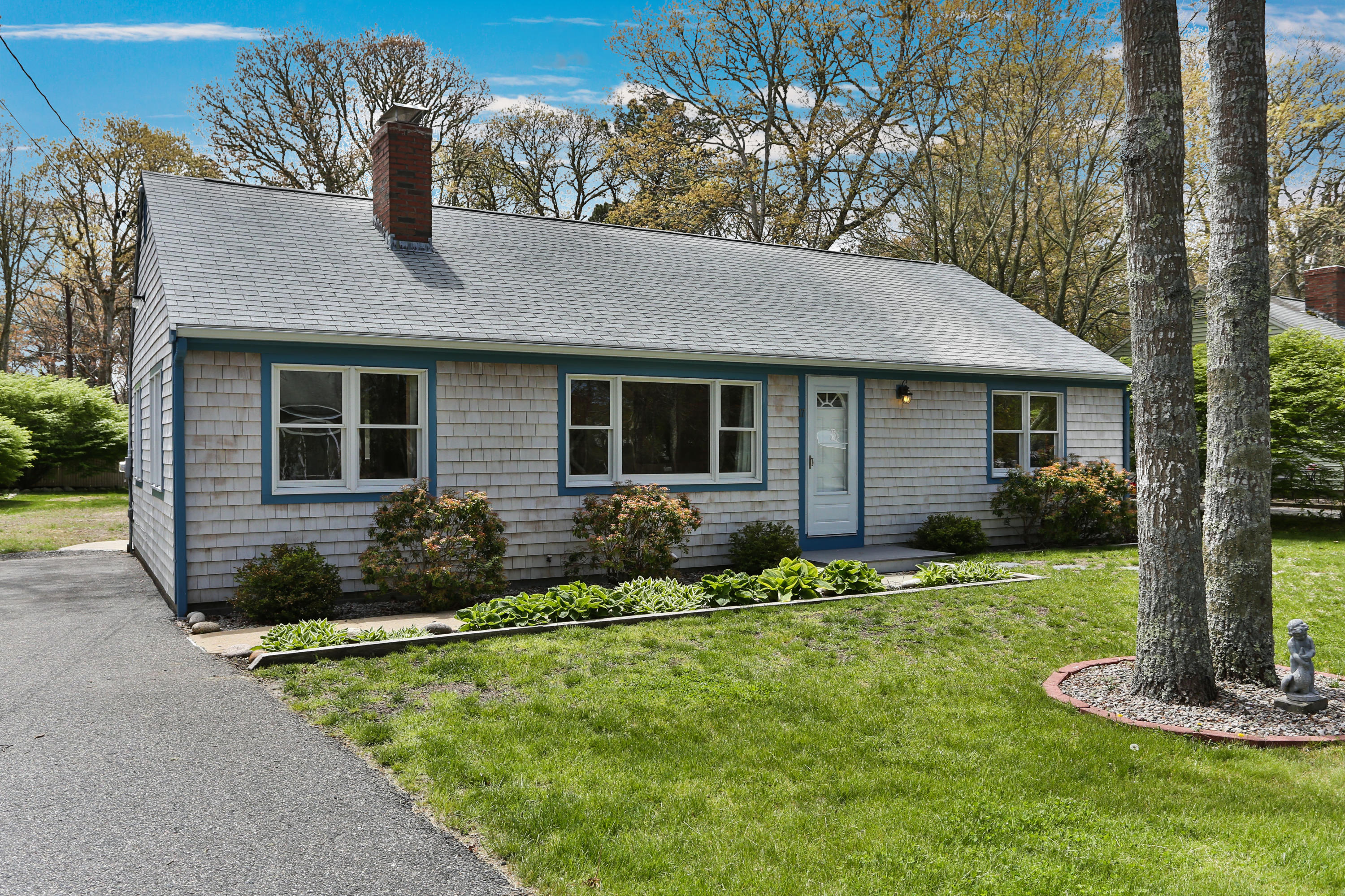 17 Cyprus Road South Dennis, MA 02660 - Photo 3 of 26 17cyplr-1
