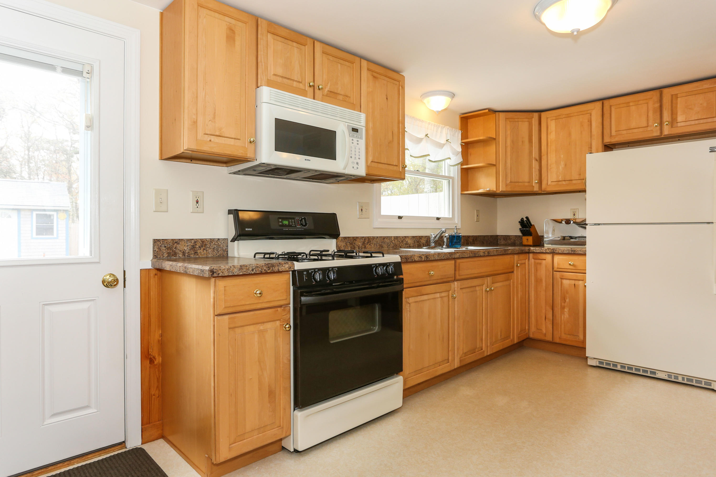 17 Cyprus Road South Dennis, MA 02660 - Photo 8 of 26 17cyplr-10