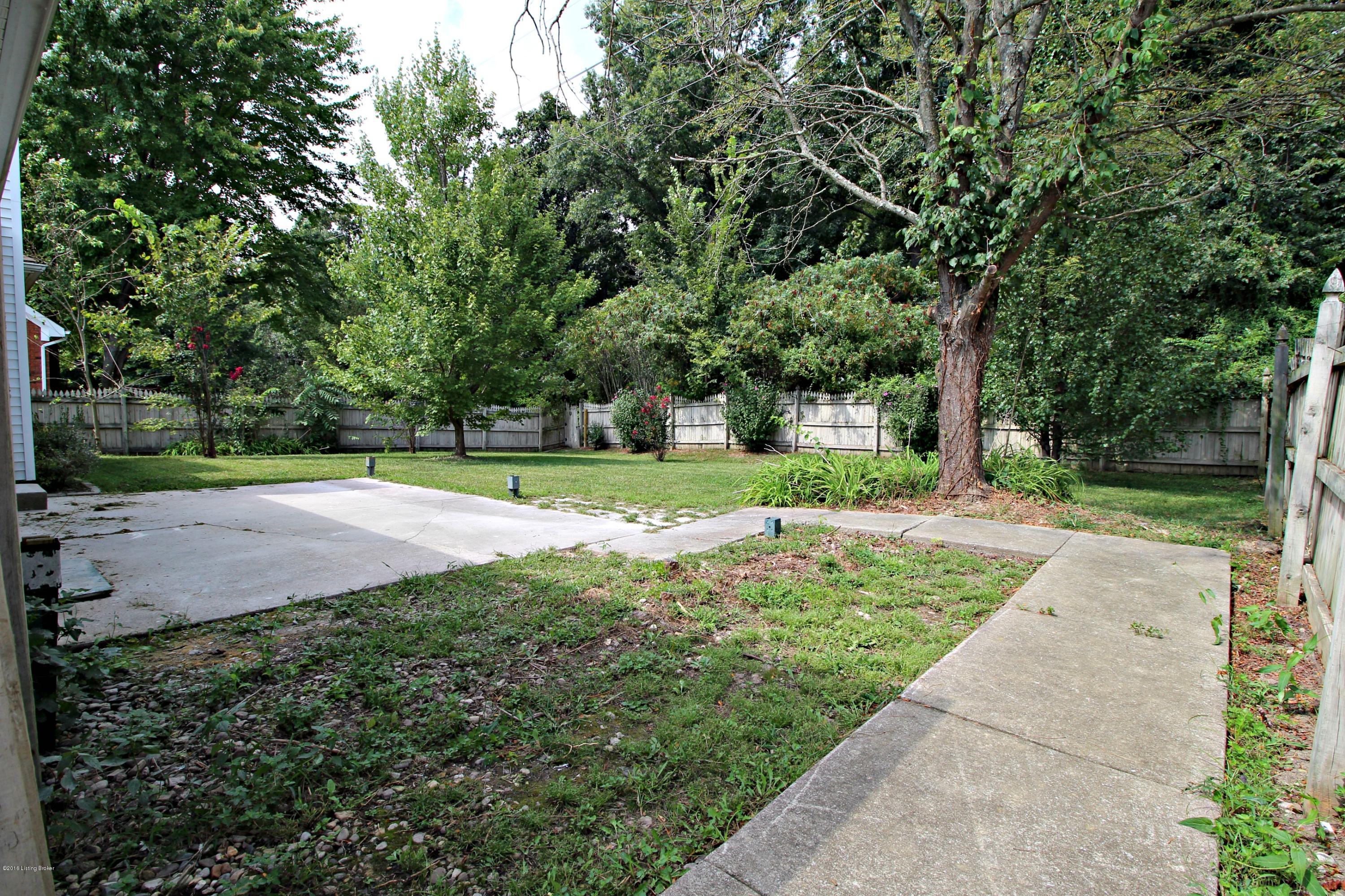 8209 Adams Run Road Louisville, KY 40228 - Photo 53 of 66 IMG_0516