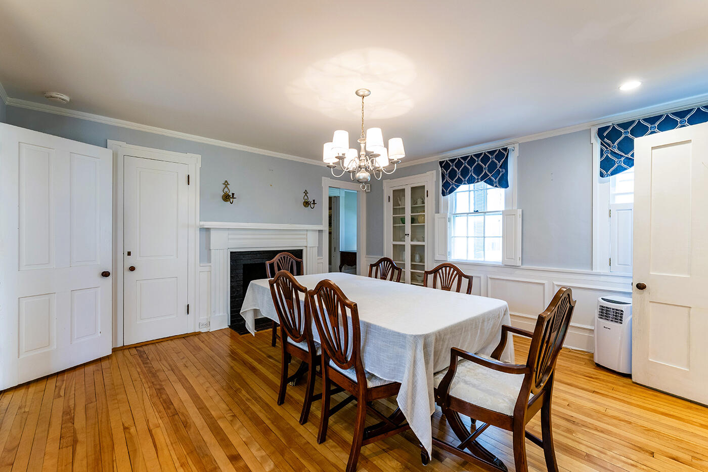 27 High Street Camden, ME 04843 - Photo 20 of 63 IMG_1063