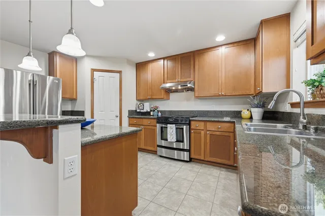 $825,000 | 5729 119th Street Southeast, Snohomish, WA 98296