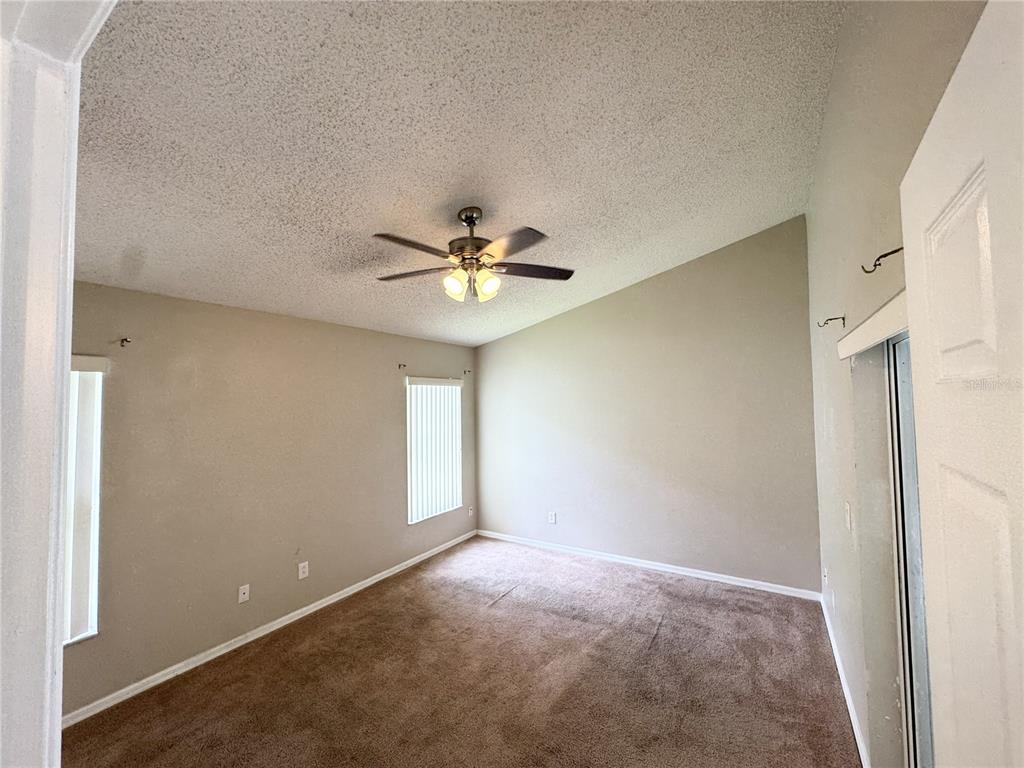 2627 Oneida Loop Kissimmee, FL 34747 - Photo 6 of 24