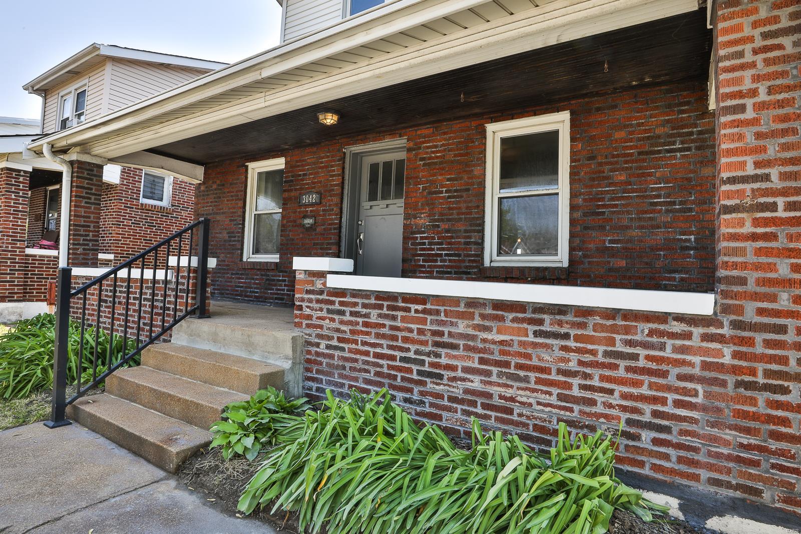 3042 Watson Road St. Louis, MO 63139 - Photo 2 of 22