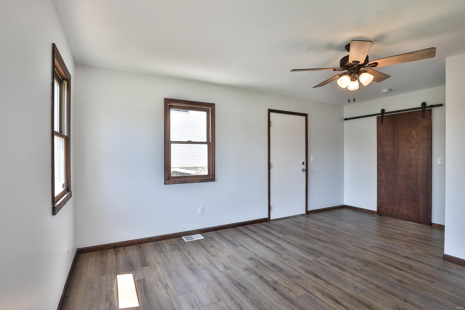 3042 Watson Road St. Louis, MO 63139 - Photo 11 of 22