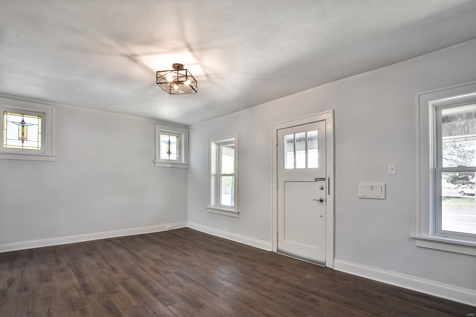3042 Watson Road St. Louis, MO 63139 - Photo 4 of 22