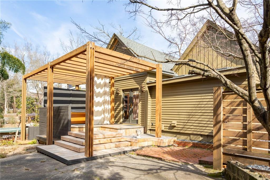 1021 Gilbert Street Southeast Atlanta, GA 30316 - Photo 17 of 24 a view of a house with a tree
