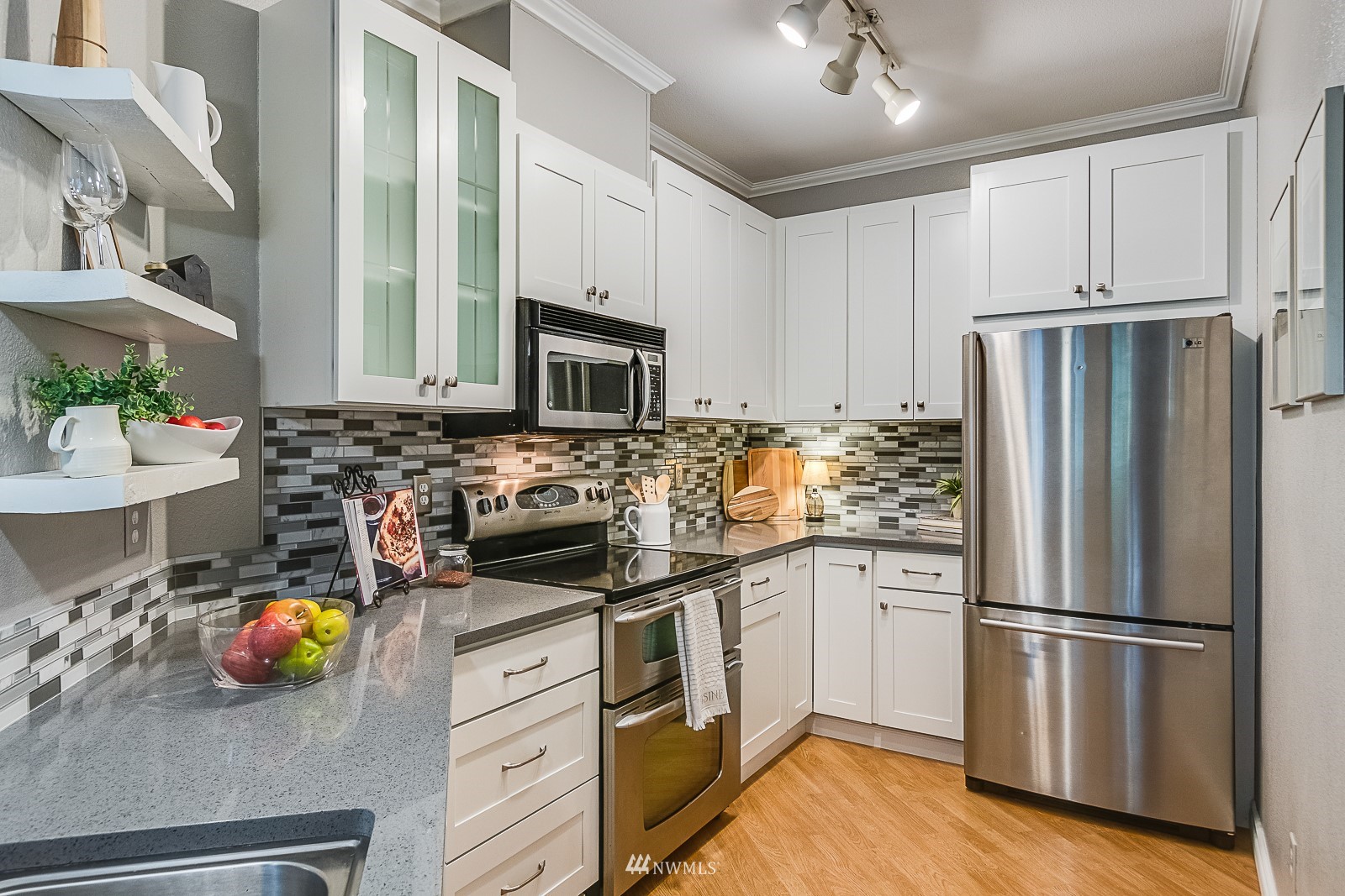 1500 South 18th Street, Unit P102 Renton, WA 98055 - Photo 8 of 26 Gallery Image 8