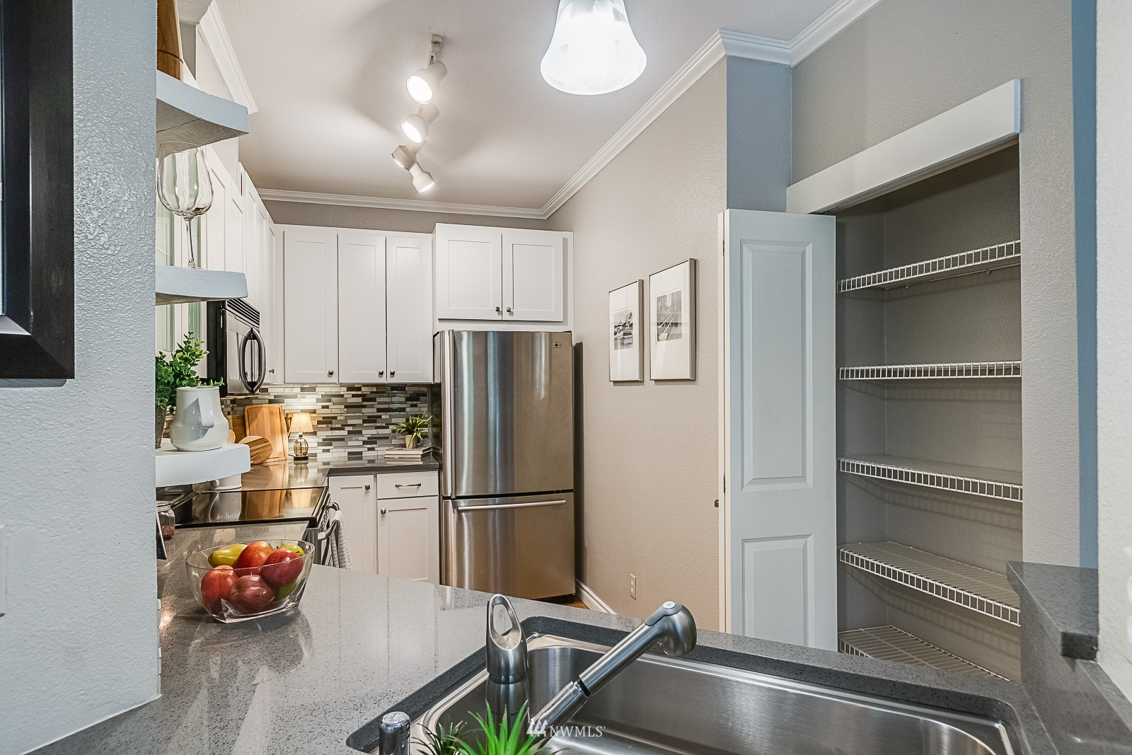 1500 South 18th Street, Unit P102 Renton, WA 98055 - Photo 9 of 26 Gallery Image 9