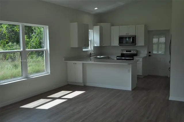 $1,800 | 4125 Mandarin Road, Unit 4125, Sebring, FL 33875