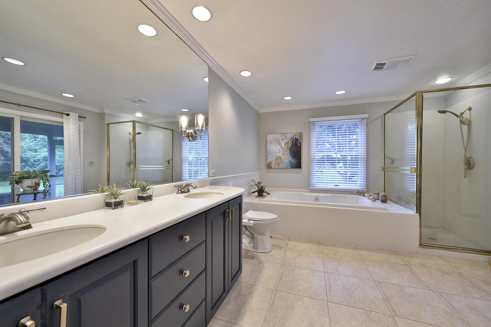 526 North Inverway Road Inverness, IL 60067 - Photo 11 of 19 Gallery Image 11