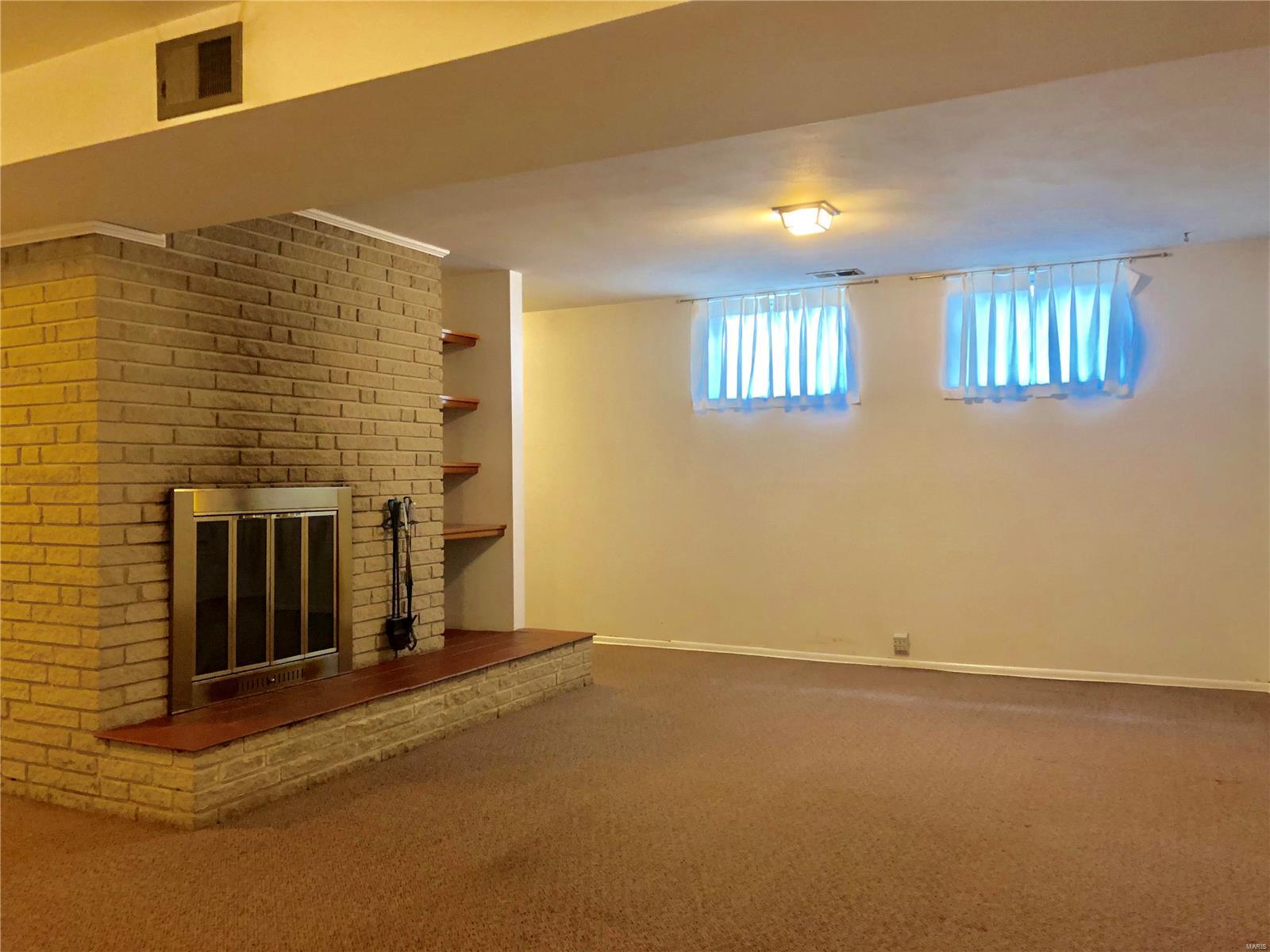 1331 Hudson Road St. Louis, MO 63135 - Photo 17 of 32 Gallery Image 17