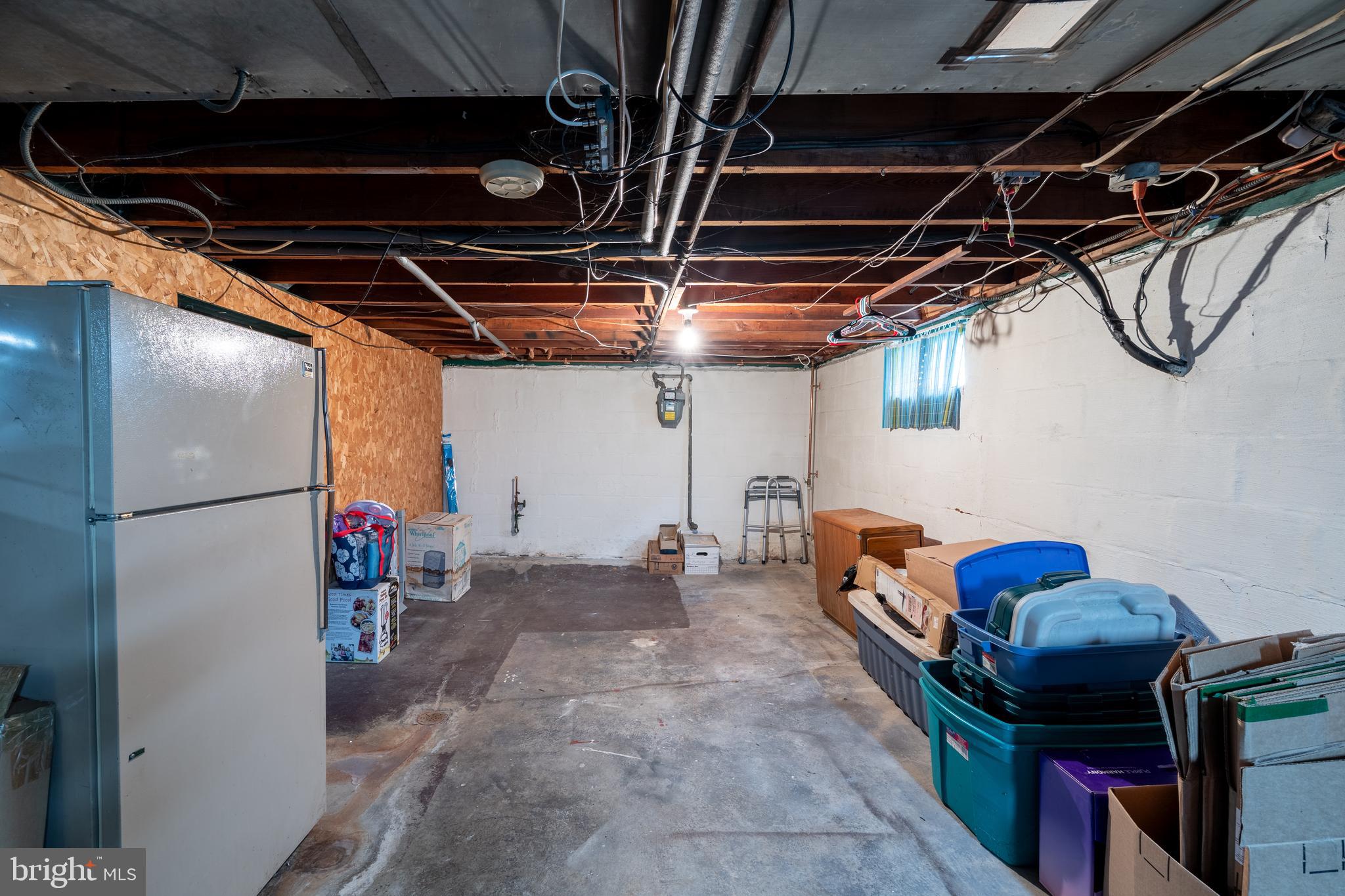 2721 Glendale Road Baltimore, MD 21234 - Photo 16 of 25 Gallery Image 16