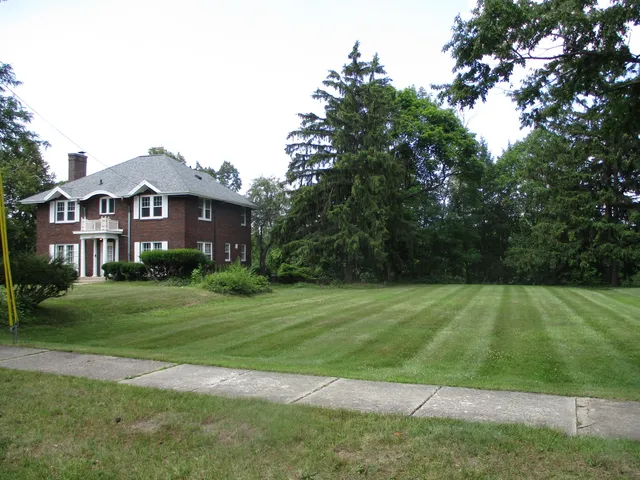 $450,000 | 1912 Moores River Drive, Lansing, MI 48910