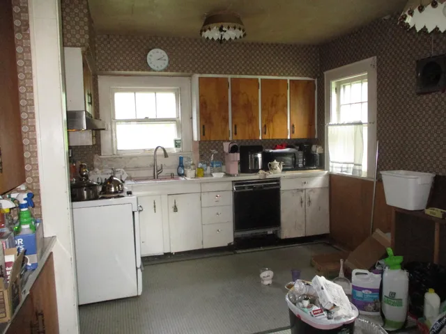 $450,000 | 1912 Moores River Drive, Lansing, MI 48910