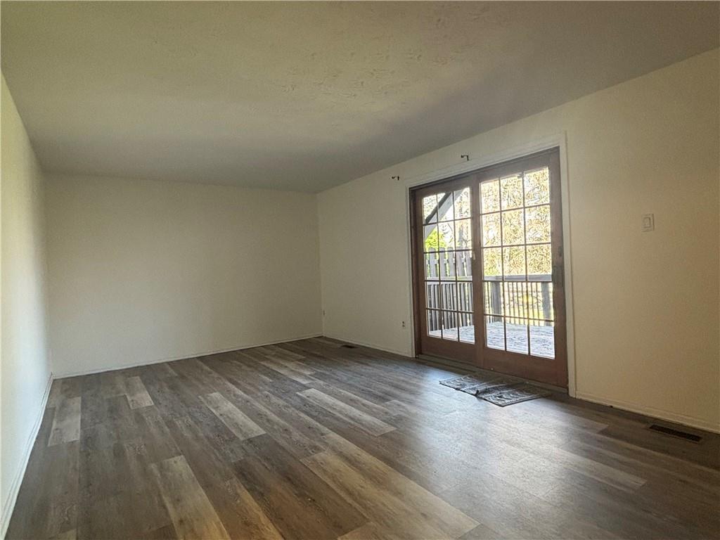 456 Hunting Creek Road Canonsburg, PA 15317 - Photo 6 of 21