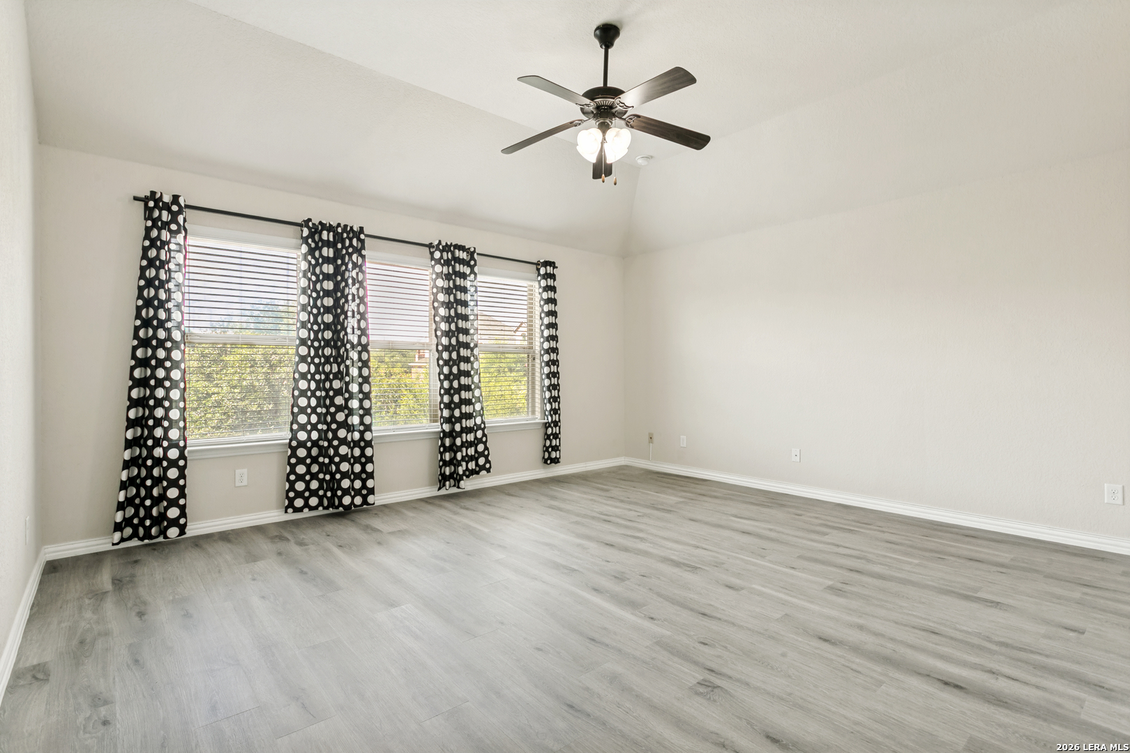 24738 Rising San Antonio, TX 78260 - Photo 14 of 25