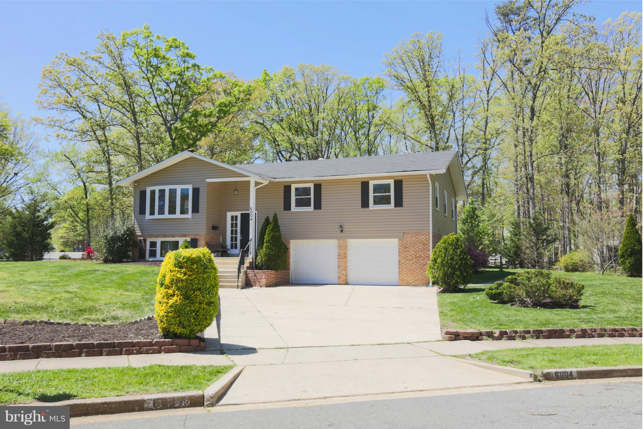 6004 Roxbury Avenue Springfield, VA 22152 - Photo 25 of 25 Exterior (Front)