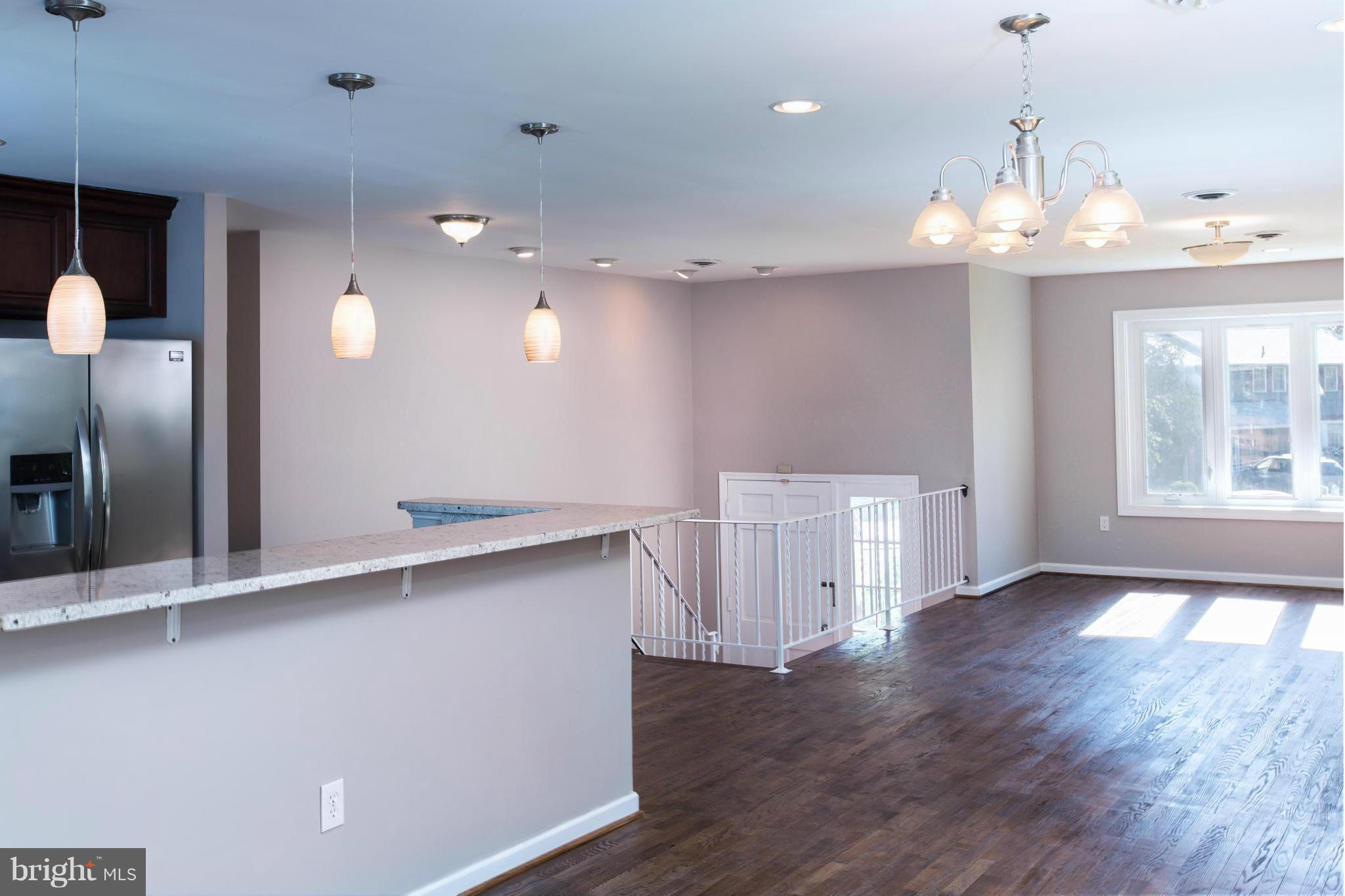 6004 Roxbury Avenue Springfield, VA 22152 - Photo 5 of 25 Interior (General)