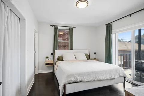 $599,000 | 1712 North Albany Avenue, Unit 1, Chicago, IL 60647
