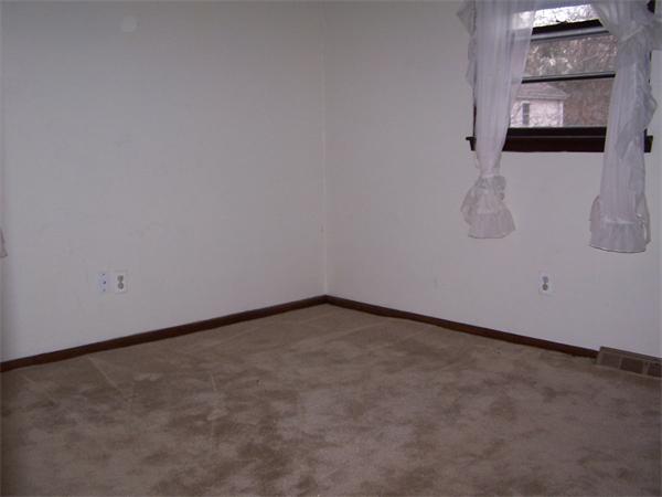57 Woodlawn Road Randolph, MA 02368 - Photo 11 of 16 Gallery Image 11