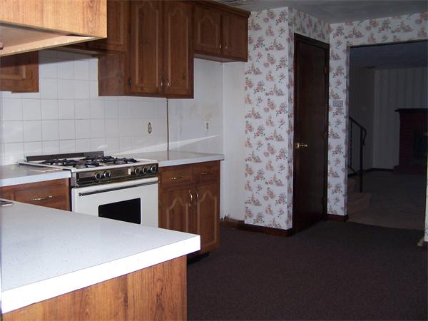 57 Woodlawn Road Randolph, MA 02368 - Photo 8 of 16 Gallery Image 8