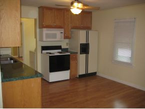 616 Pactolas Road Johnson City, TN 37604 - Photo 3 of 19 Kitchen