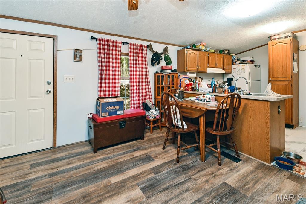 260 State Rd J Roach, MO 65787 - Photo 11 of 45