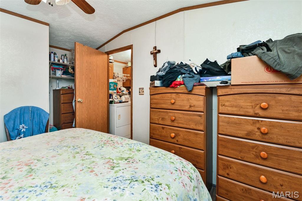 260 State Rd J Roach, MO 65787 - Photo 20 of 45