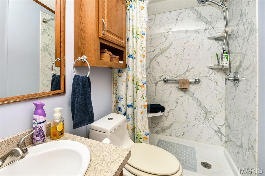 260 State Rd J Roach, MO 65787 - Photo 22 of 45