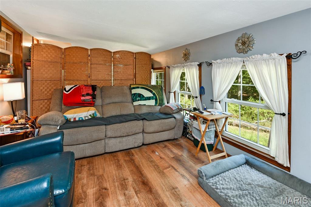 260 State Rd J Roach, MO 65787 - Photo 8 of 45