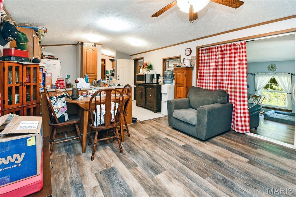 260 State Rd J Roach, MO 65787 - Photo 10 of 45