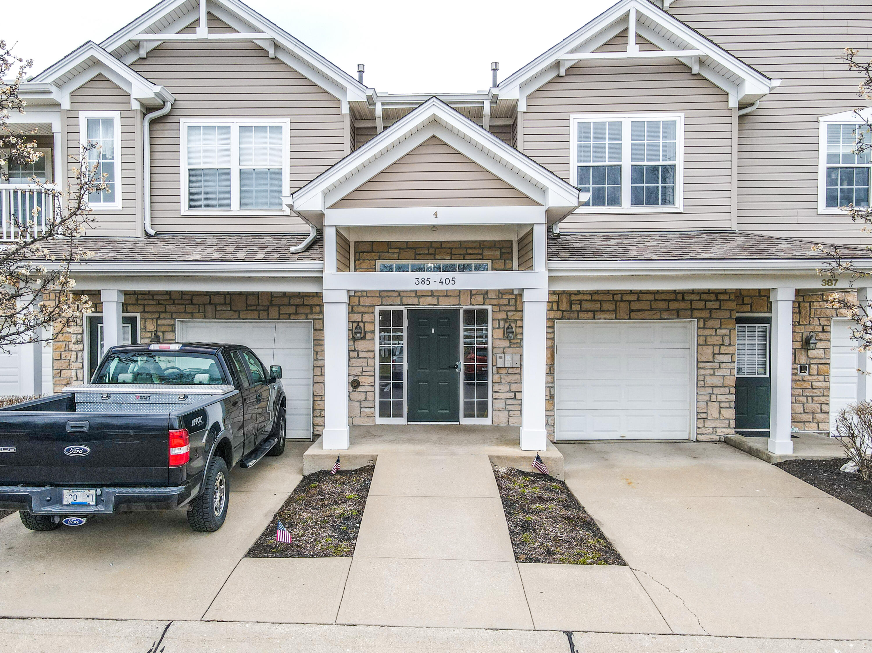 393 Ivy Ridge Drive Cold Spring, KY 41076 - Photo 2 of 29