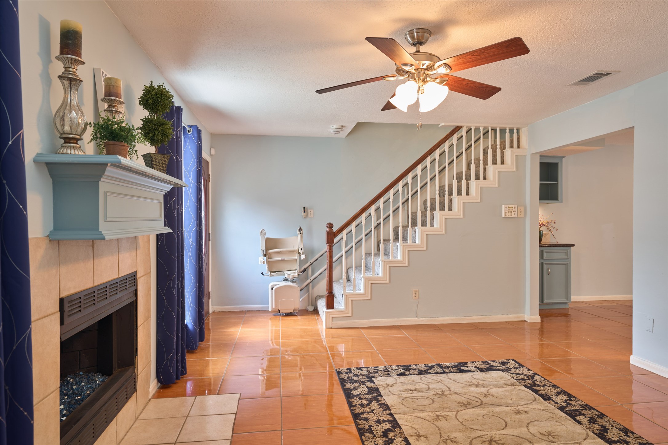 6700 Richardson Road, Unit 302 Houston, TX 77069 - Photo 8 of 33 Gallery Image 8