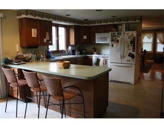 105 Howland Road Lakeville, MA 02347 - Photo 4 of 7 Gallery Image 4