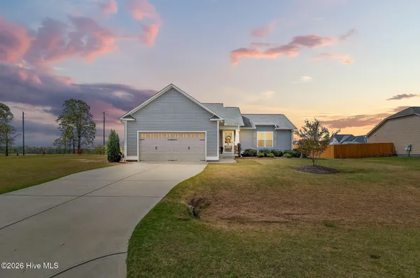 $334,900 | 25 Cornfield Lane, Benson, NC 27504