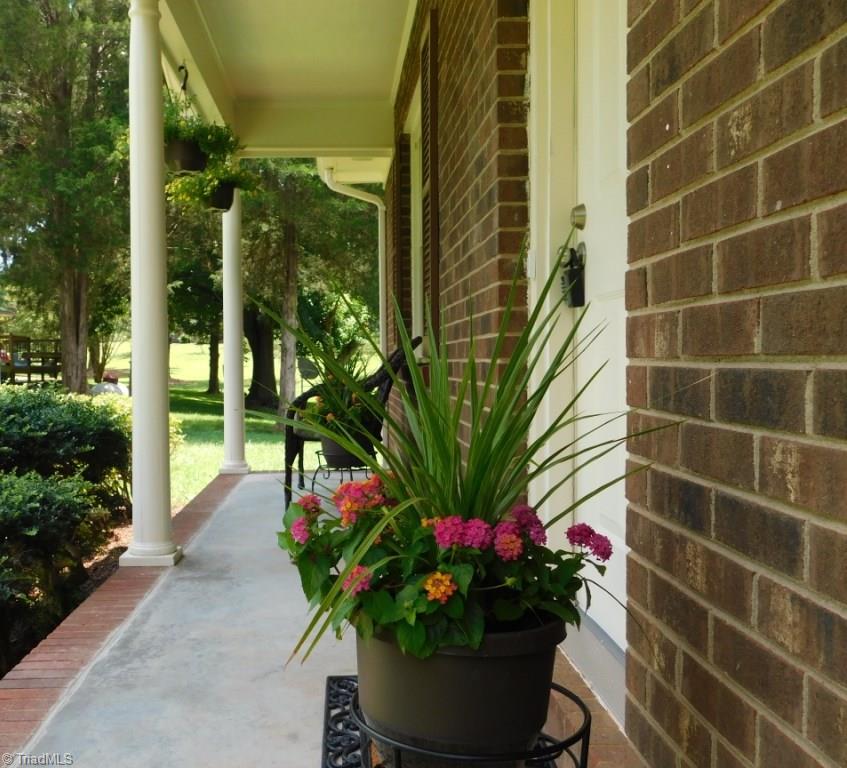 370 Dodson Road Mebane, NC 27302 - Photo 3 of 10 Lovely Front Porch