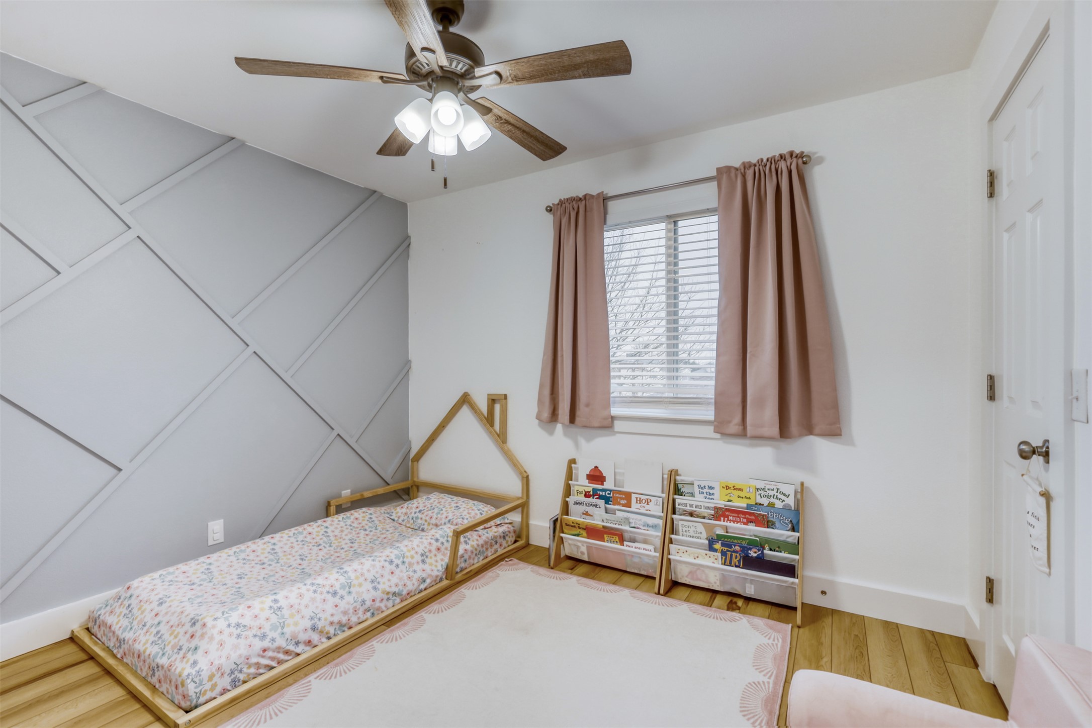 104 Aspen Trail Georgetown, TX 78626 - Photo 16 of 29 a bedroom with furniture and a bathtub