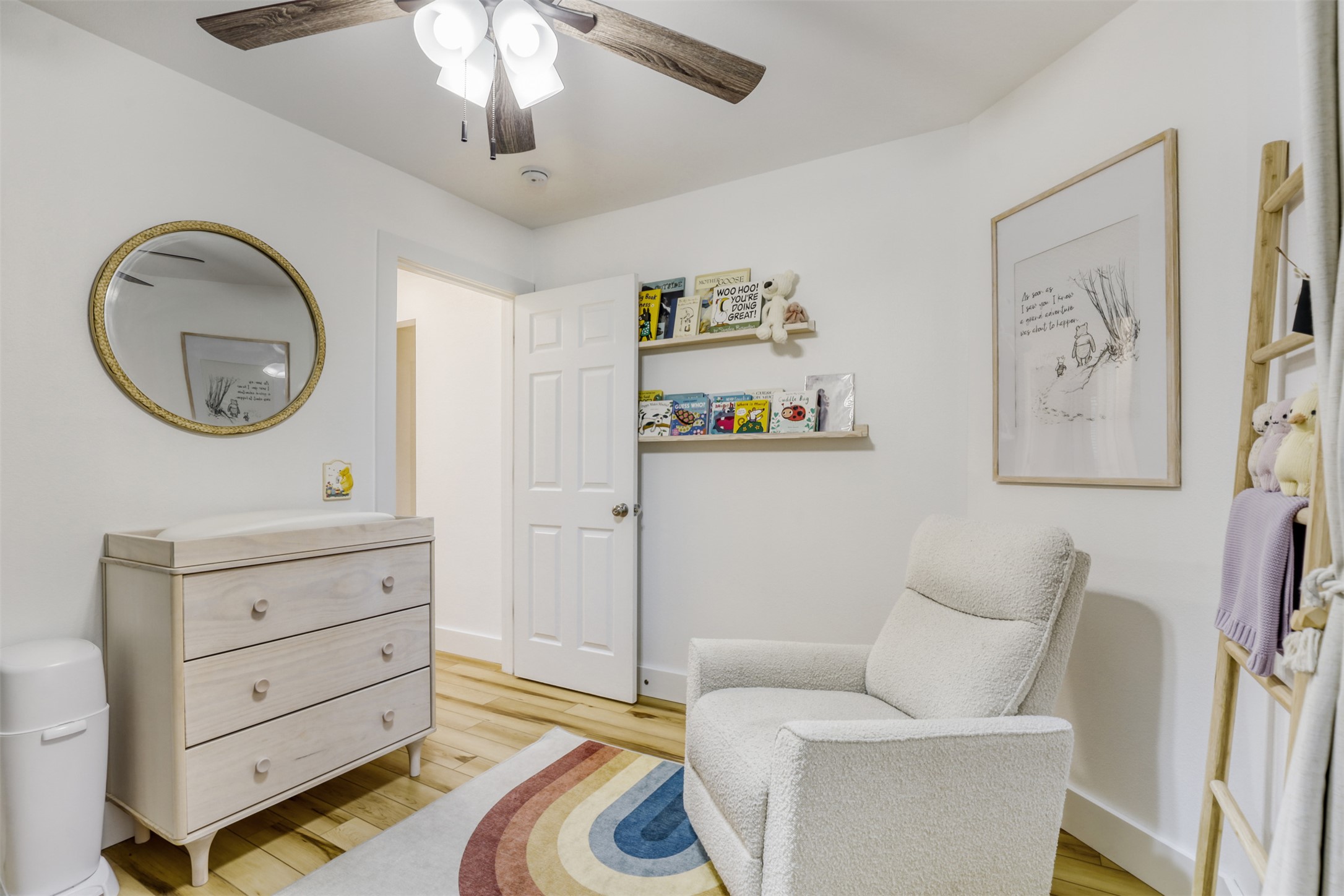 104 Aspen Trail Georgetown, TX 78626 - Photo 19 of 29 a living room with furniture and a mirror