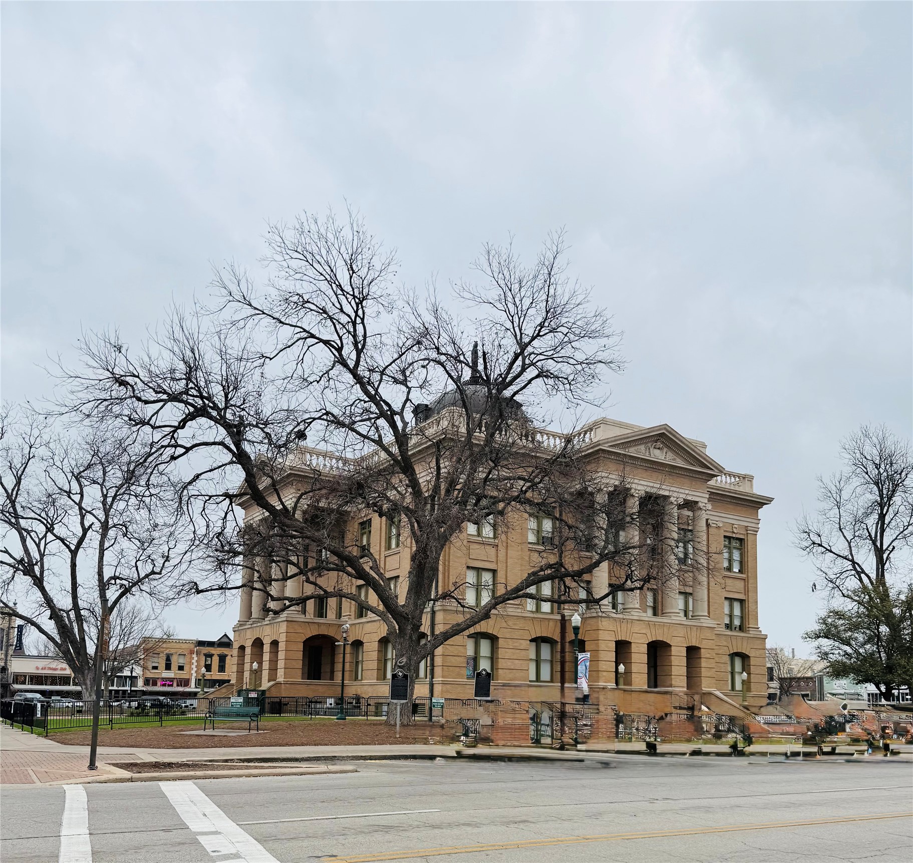 104 Aspen Trail Georgetown, TX 78626 - Photo 26 of 29 front view of a building with a trees