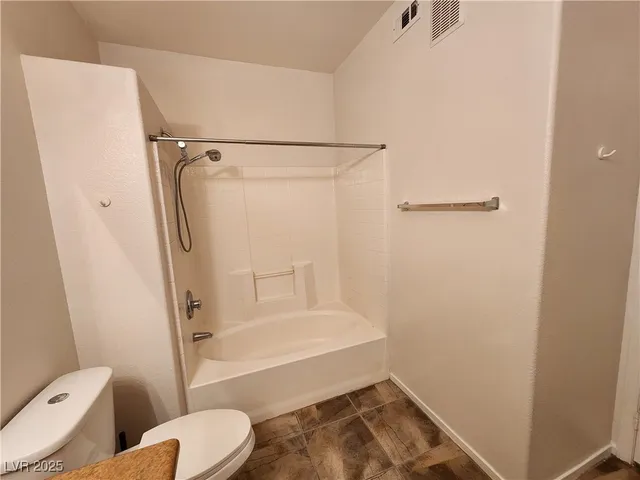 $1,300 | 8250 North Grand Canyon Drive, Unit 2171, Las Vegas, NV 89166