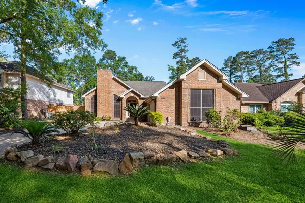 $280,000 | 3007 Creek Manor Drive, Kingwood, TX 77339