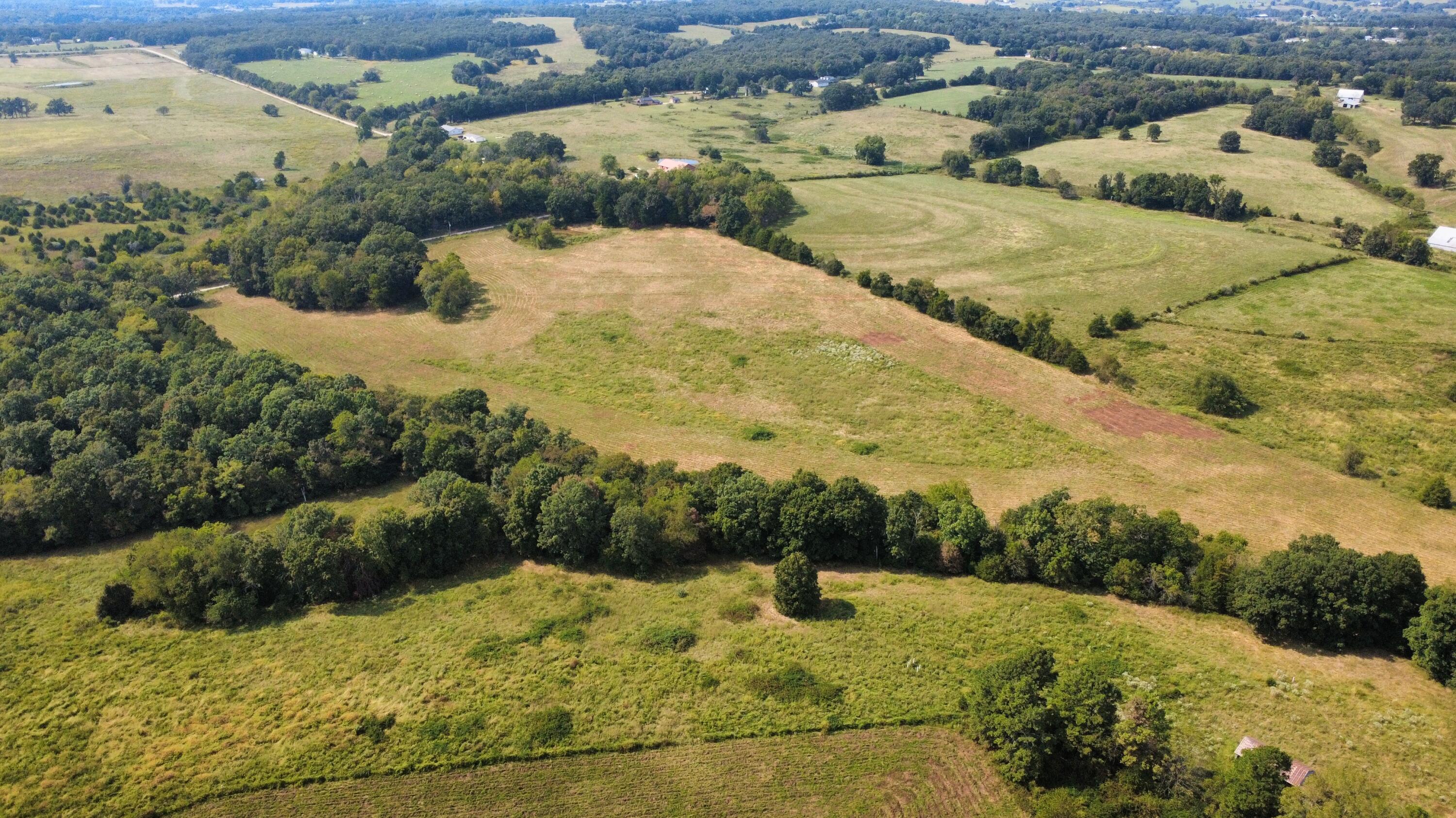 4040 Rolla Mo 65401 Rolla, MO 65401 - Photo 36 of 46 dji_fly_20260909_150530_464_178905558946