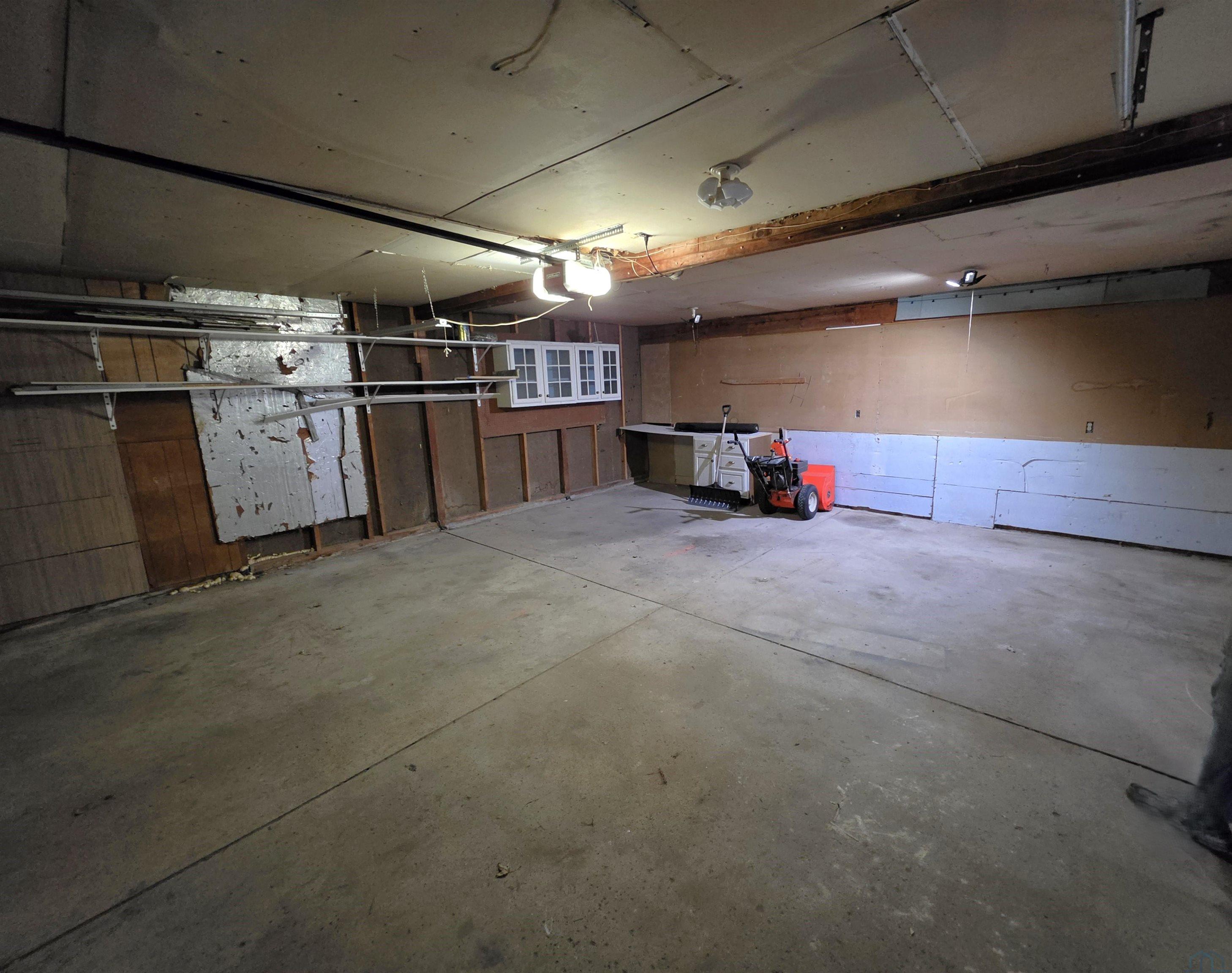 515 8th Avenue Sheldon, IA 51201 - Photo 28 of 38 Gallery Image 28