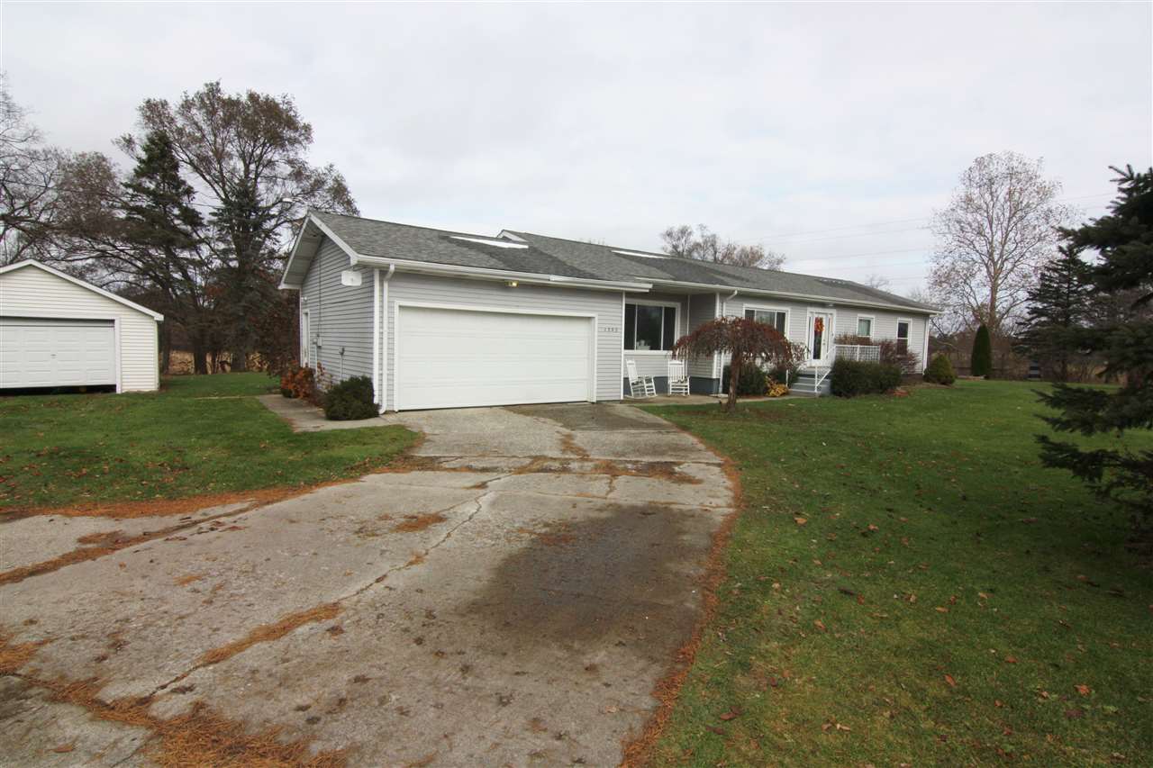 1302 Ferden Road New Lothrop, MI 48460 - Photo 29 of 36