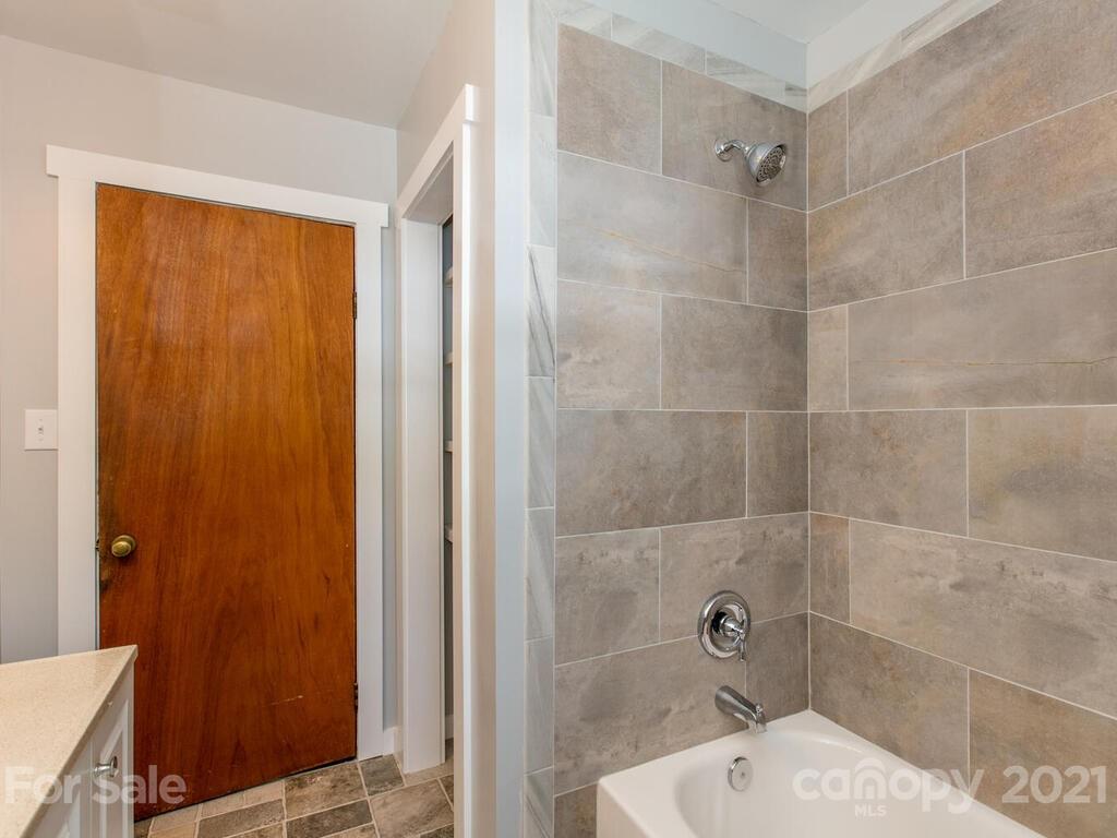 1190 Crymes Cove Road Waynesville, NC 28786 - Photo 16 of 35 Gallery Image 16