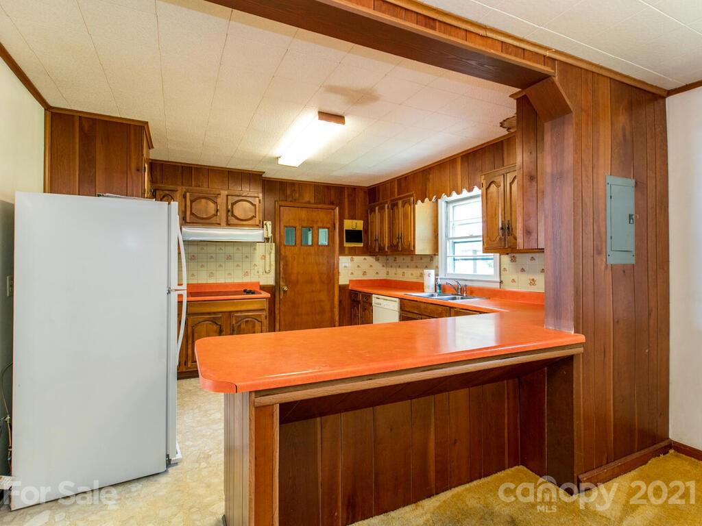 1190 Crymes Cove Road Waynesville, NC 28786 - Photo 30 of 35 Gallery Image 30