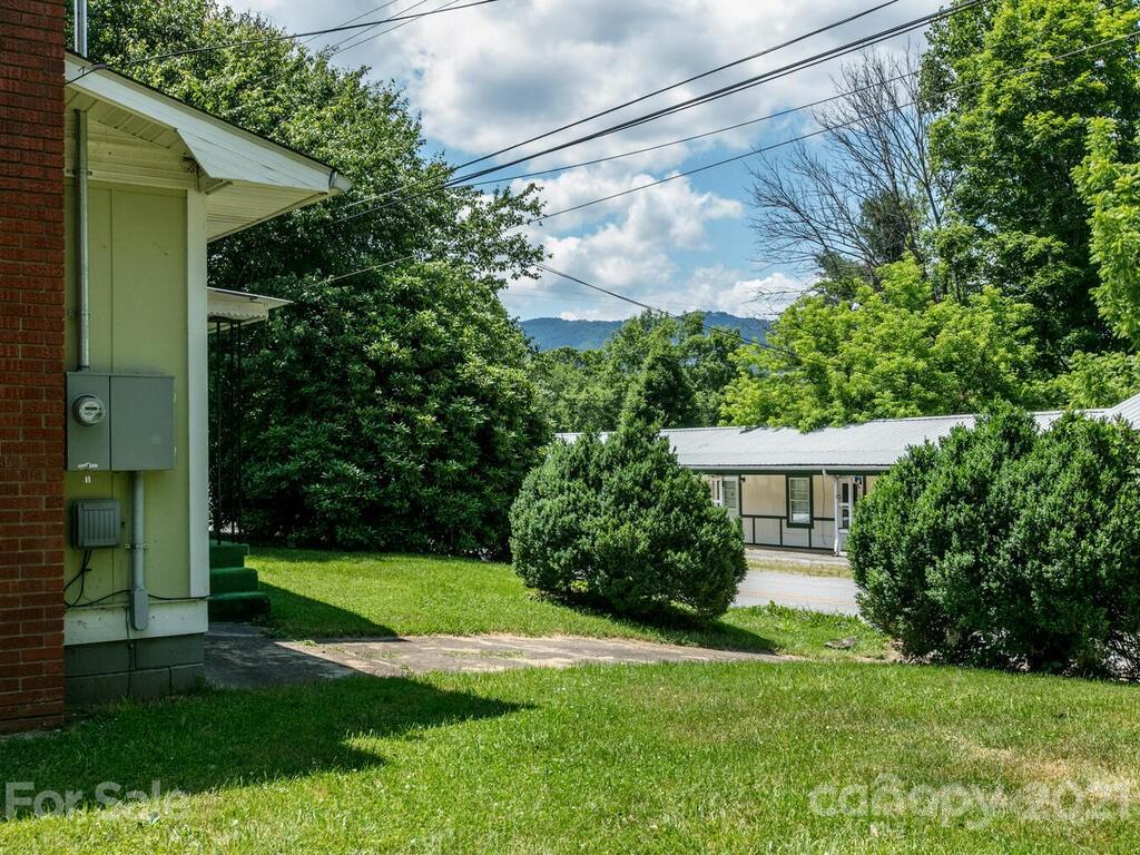 1190 Crymes Cove Road Waynesville, NC 28786 - Photo 4 of 35 Gallery Image 4