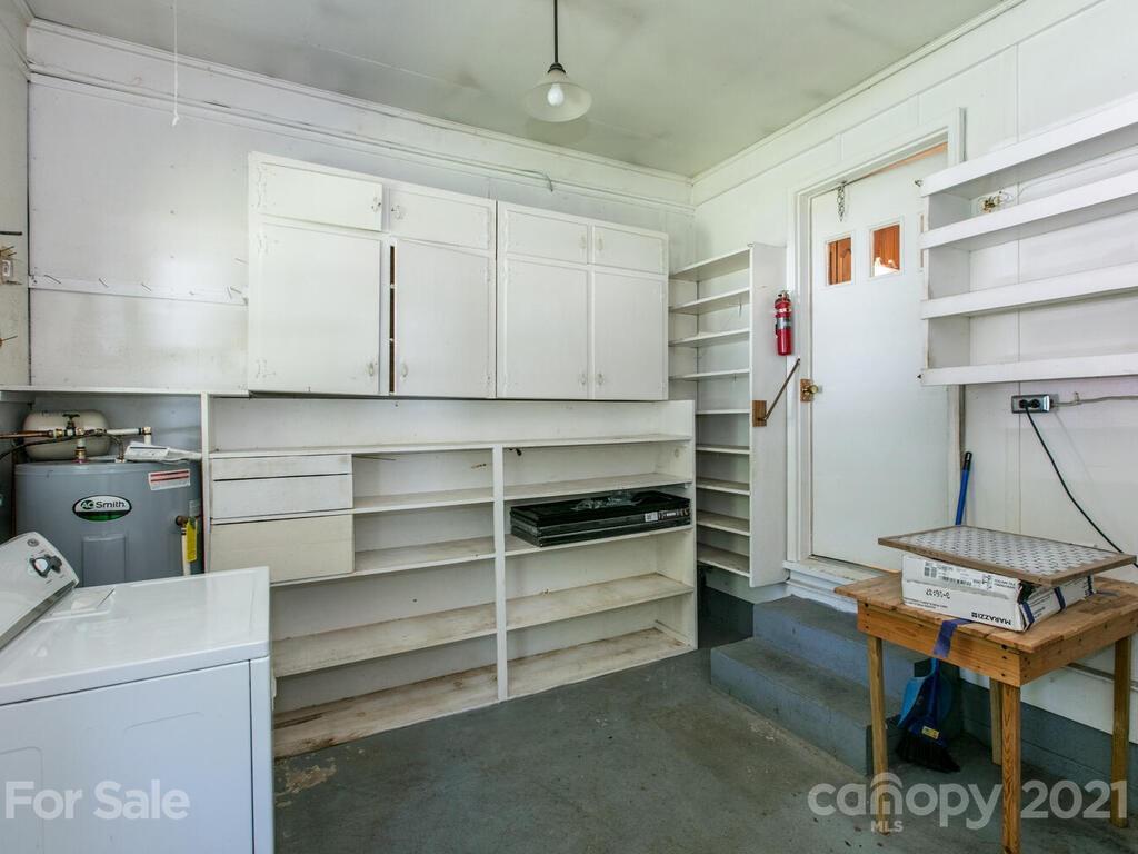 1190 Crymes Cove Road Waynesville, NC 28786 - Photo 34 of 35 Gallery Image 34